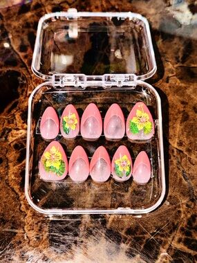 Pink Floral Press-On Nails - Pack of 12